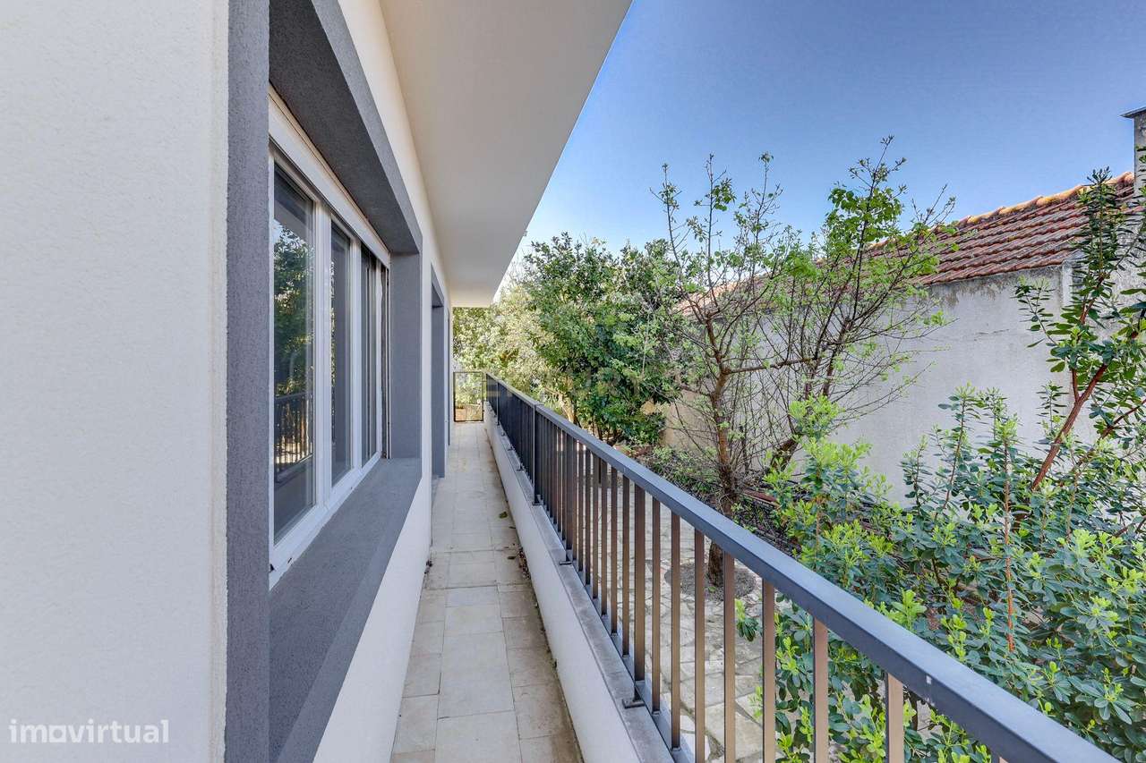 T2 RENOVADO NA SOBREDA - Grande imagem: 5/24