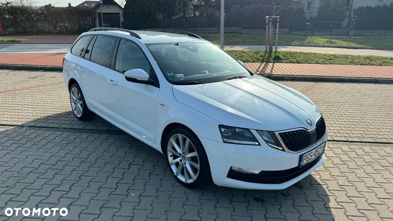 Skoda Octavia 2.0 TDI Clever DSG - 5