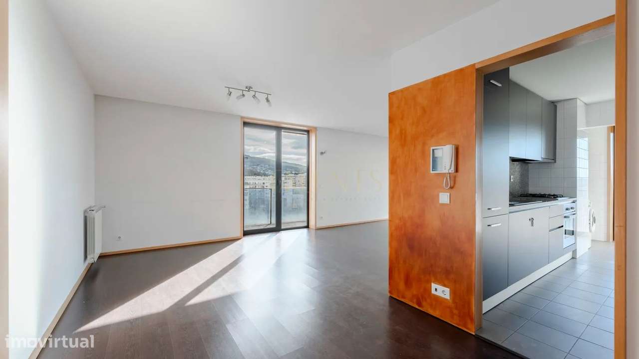 Apartamento T2 Azurém Guimaraes com Varanda Panorâmica - Grande imagem: 2/39