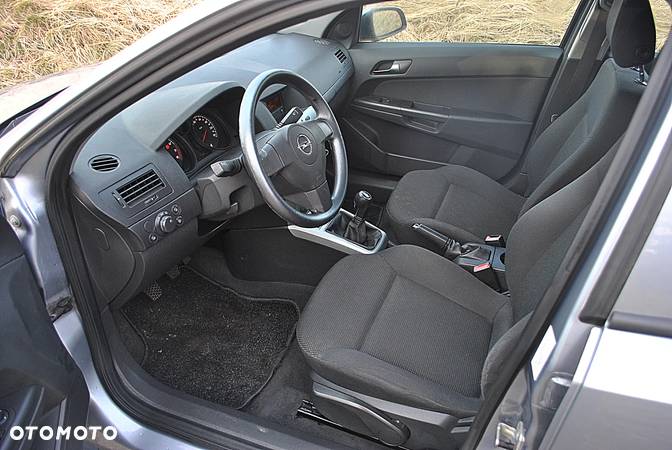 Opel Astra III 1.4 Cosmo - 10