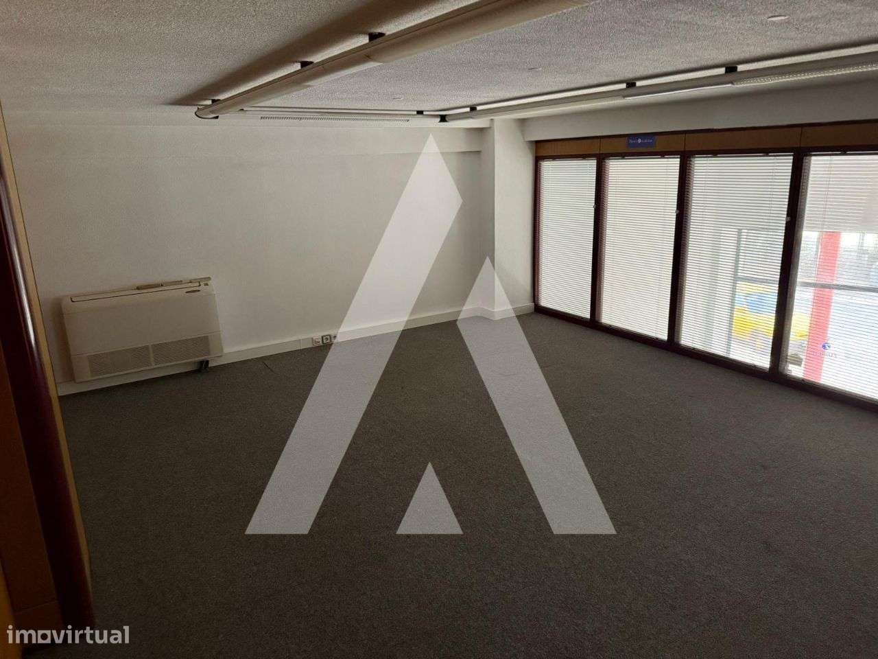 Loja com 238m2 no centro da cidade dos canais, Aveiro! - Grande imagem: 4/14