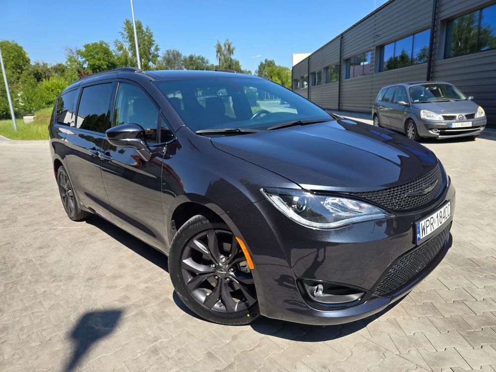 Chrysler Pacifica 2020