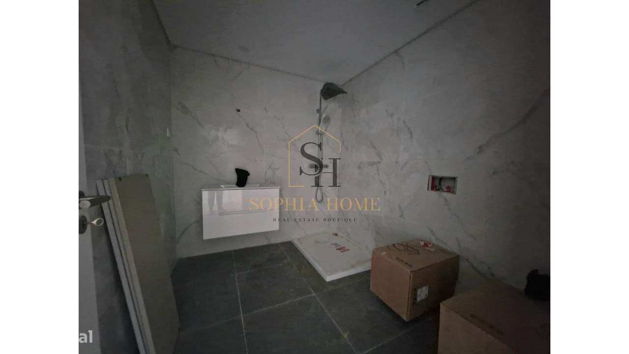 Apartamento T1 Novo - Metro St. Ovídeo-12