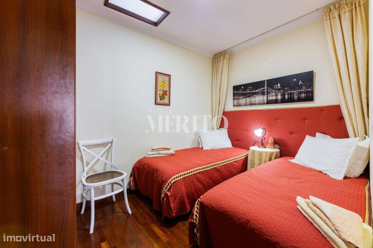 Moradia com Alojamento Local-3