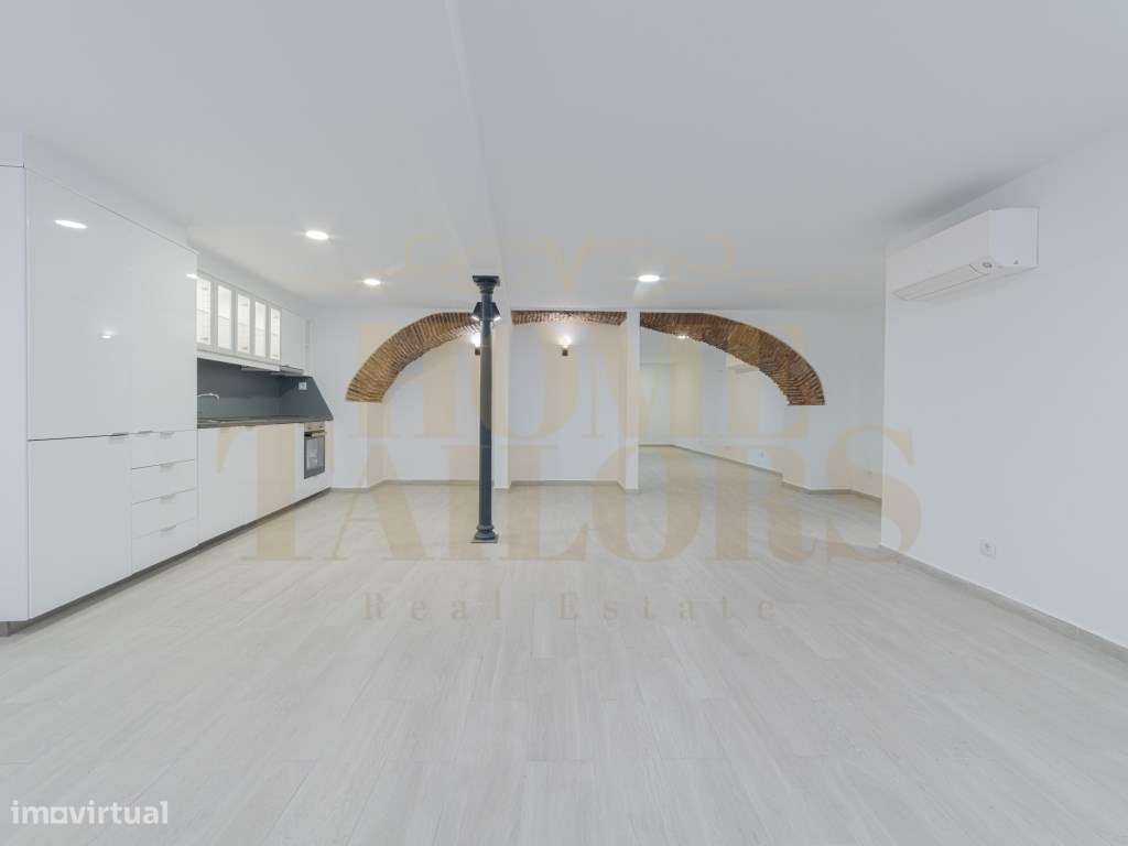 Prédio totalmente remodelado, 3 pisos, Centro Histórico de Setúbal . - Grande imagem: 4/15