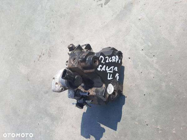 POMPA WTRYSKOWA BOSCH 2.2 CRDI HYUNDAI SANTA FE II 06-09  33100-27400 - 1