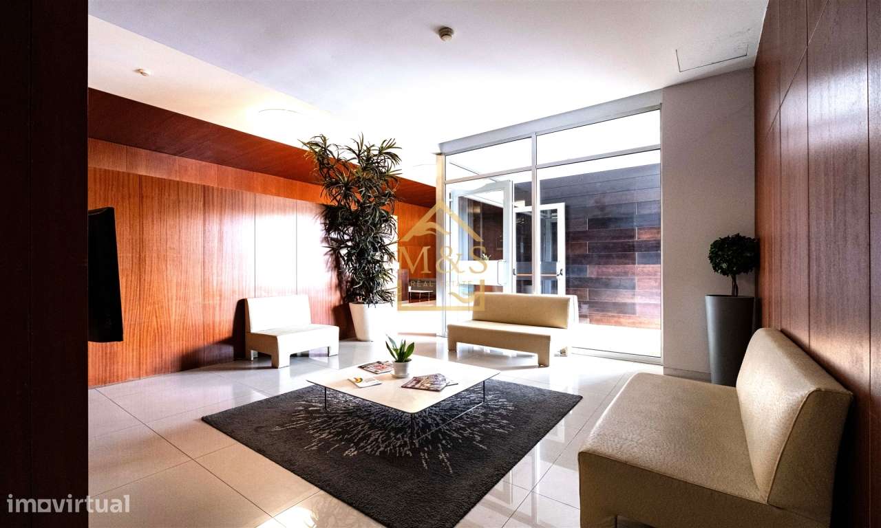 Apartamento T0 - Varanda, Garagem - Estádio Dragão - Antas - Porto-18