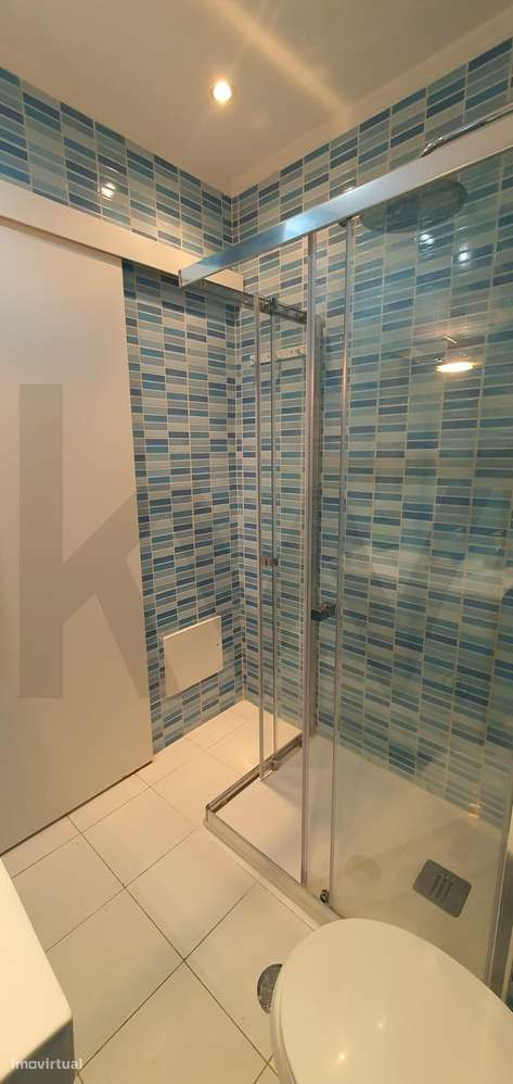 Viva a dois passos do mar - T1 na 2ª linha da Praia, com vista panorâm-10