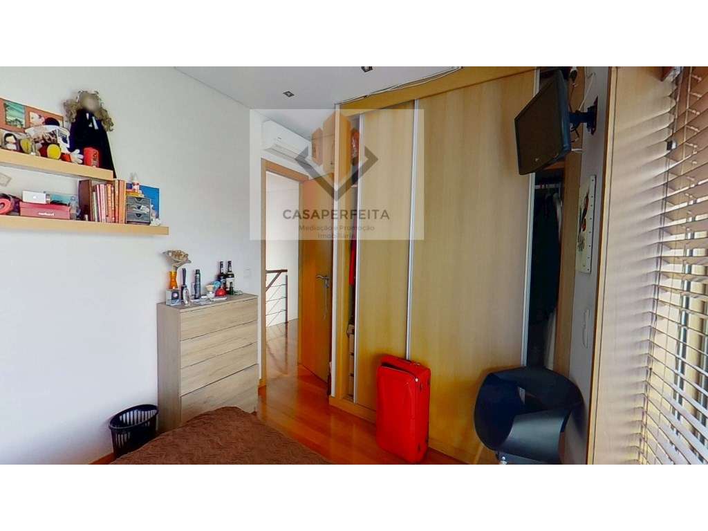 Moradia T3 + Escritório com Espaço Exterior - Mafamude - Junto a Sa...-26