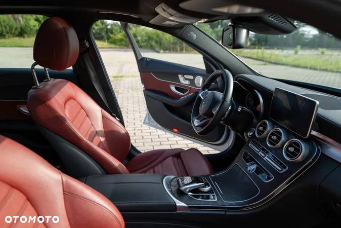 Mercedes-Benz Klasa C 450 AMG 4-Matic 7G-TRONIC - 9