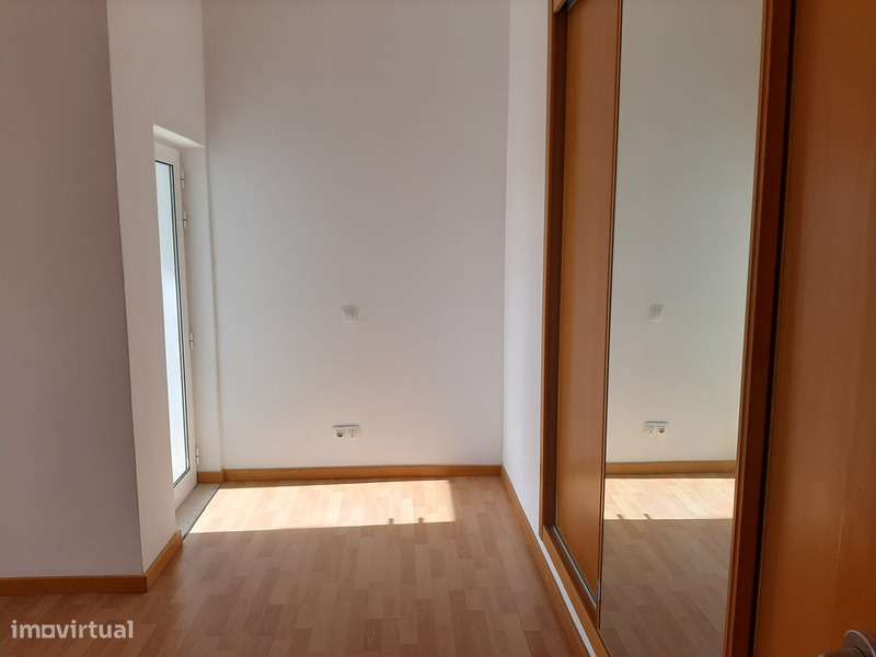 Apartamento em Azambuja, Azambuja - Grande imagem: 5/9