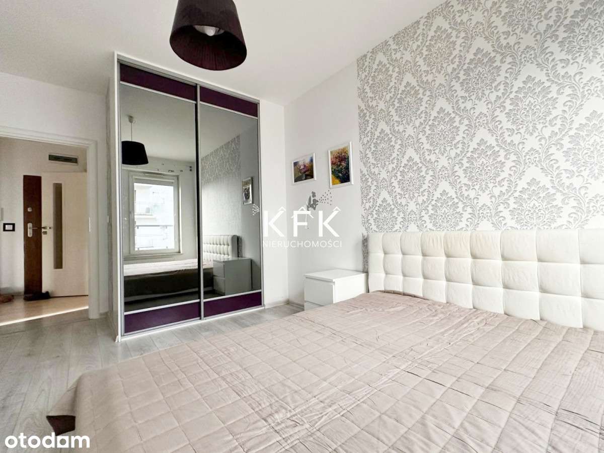 Dwa Balkony Os. Sztuk Pięknych 3 Pokoje Film-9