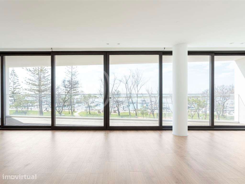 Apartamento T2 com Varanda, Del Mar Marina I, em Olhão, Algarve - Grande imagem: 3/60