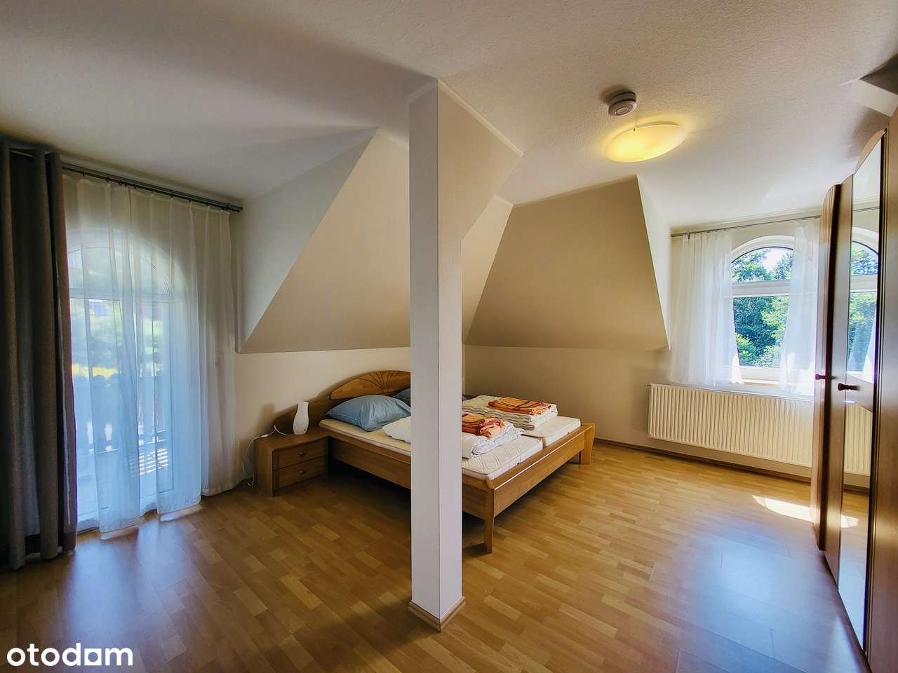 Willa z kamiennym widokowym tarasem pod lasem i blisko rzeki BRENNA-13