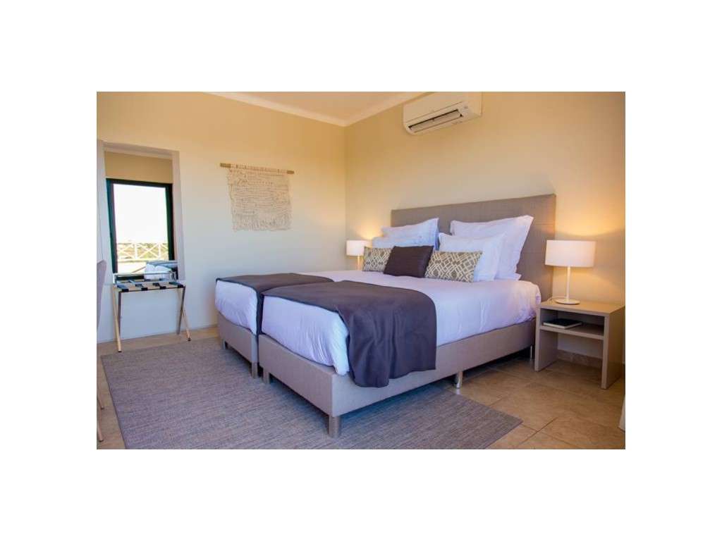 Apartamento T2 totalmente equipado no Carvoeiro - Algarve - Grande imagem: 5/10