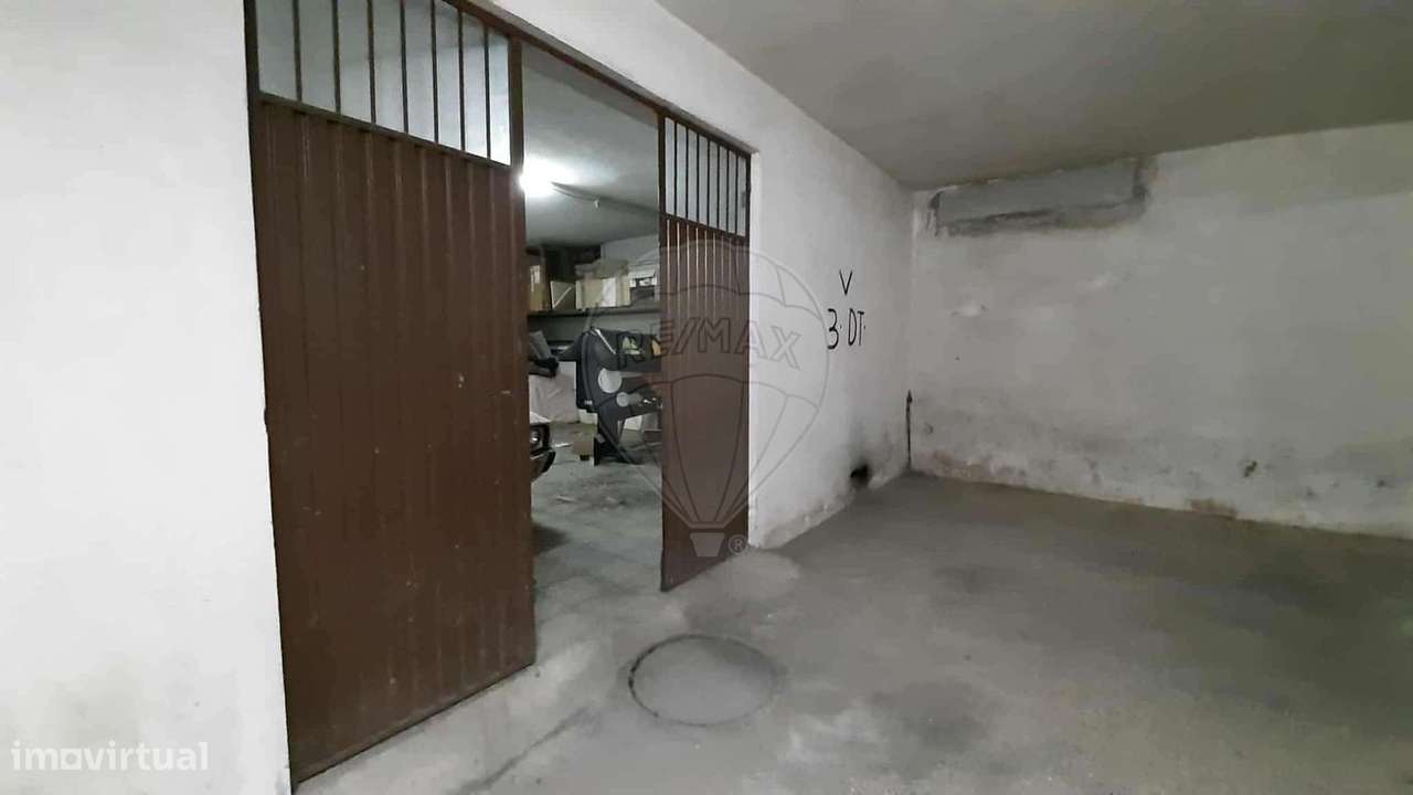 Garagem à venda no centro de Tondela – oportunidade única! - Grande imagem: 4/10