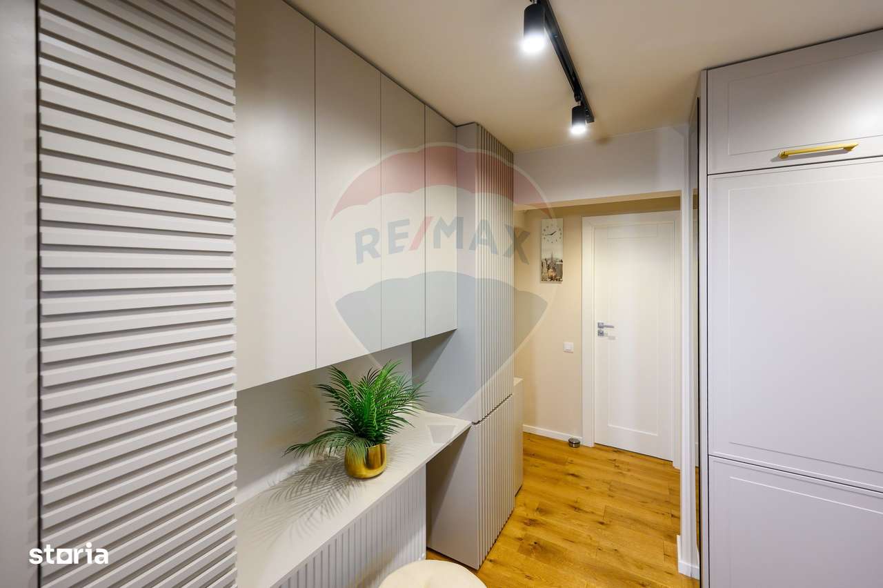 Apartament renovat, modern, cu 3 camere, de vânzare în Grigorescu-11