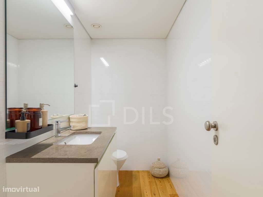 Apartamento T3 duplex com vista rio e garagem privativa, na Estrela...-17