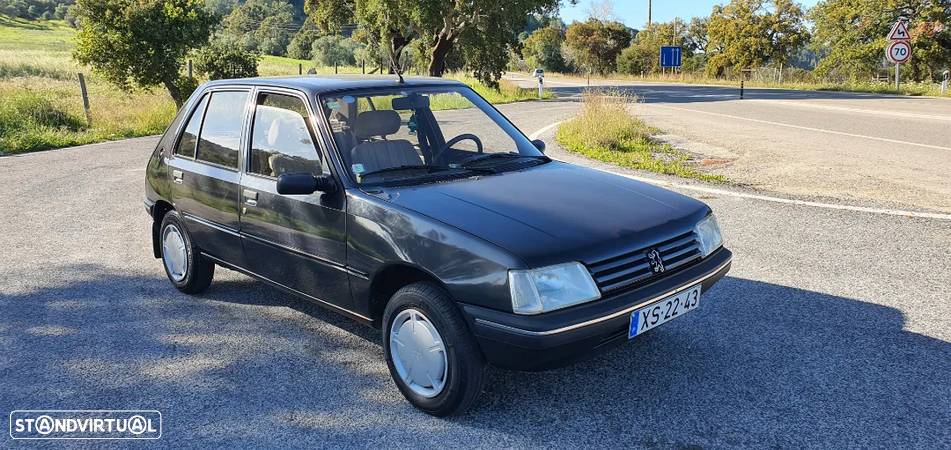 Peugeot 205 1.1 GR - 8