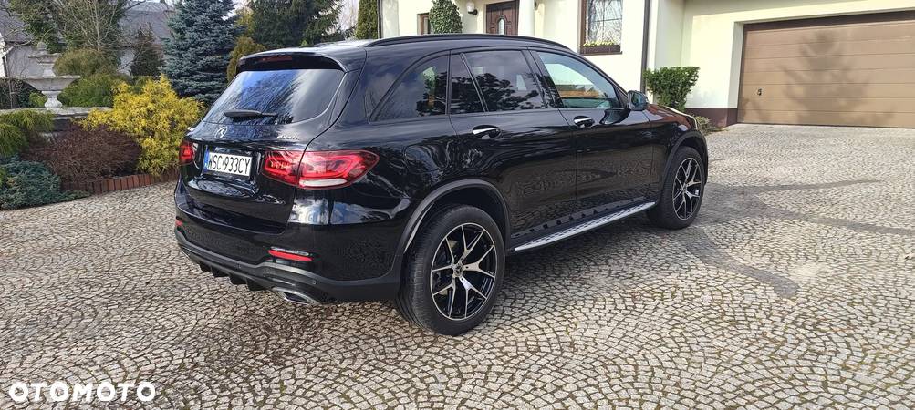 Mercedes-Benz GLC 300 4-Matic - 3