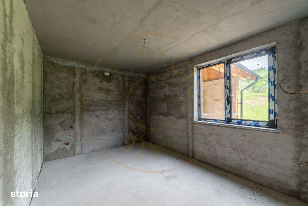 Casa P+1, Babana-Arges cu panouri si apa de izvor-7