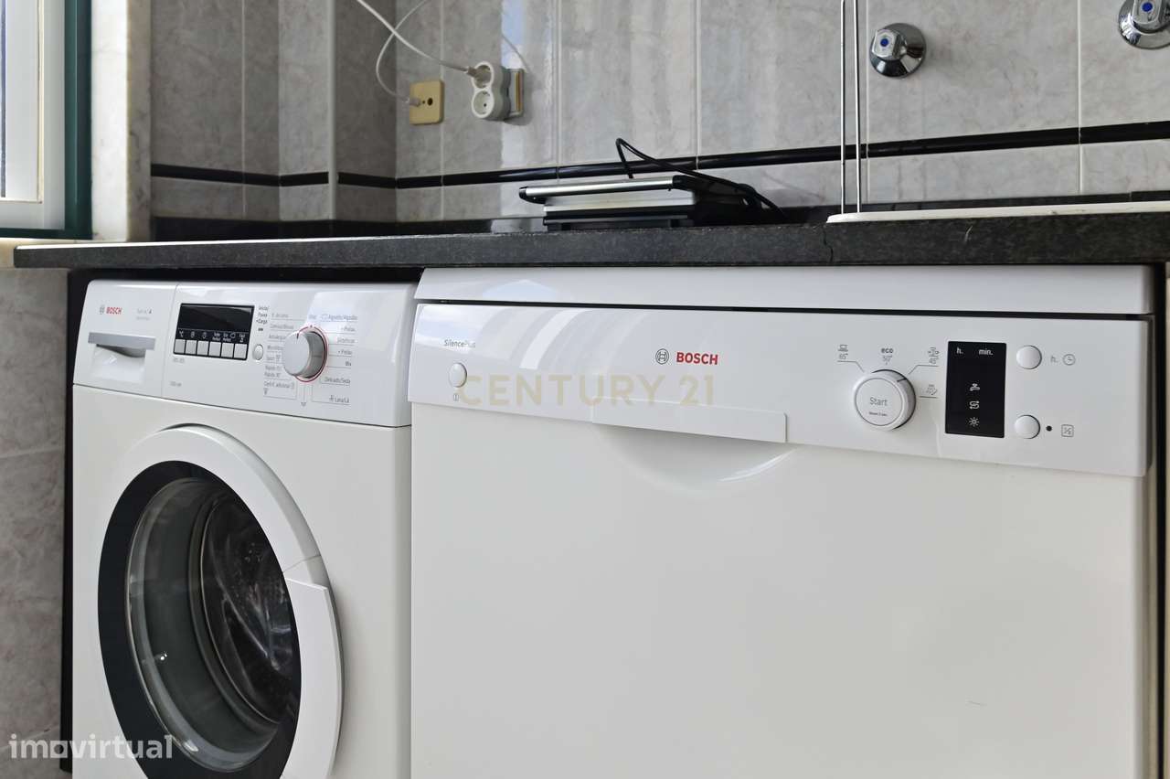 Apartamento T3 Mobilado, em Varge Mondar (Rio de Mouro, Sintra)-18