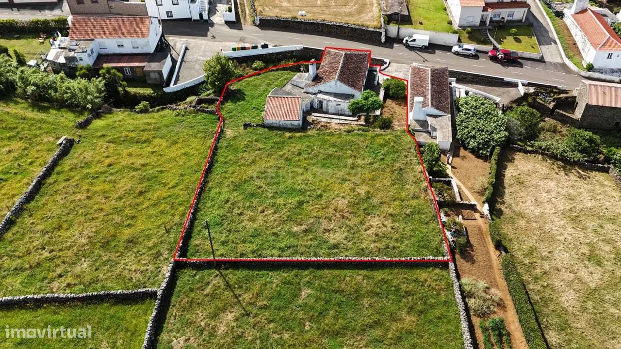 Casa T3 em Cinco Ribeiras, Angra do Heroísmo - 165.000€-4