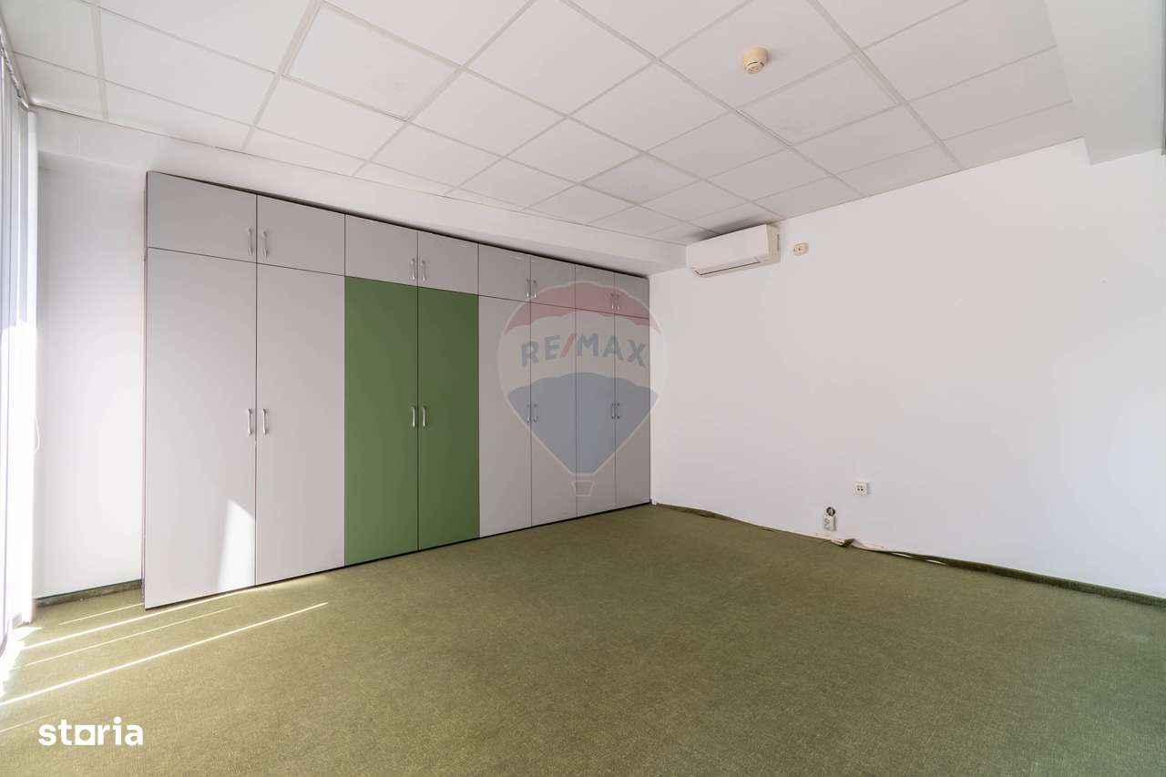 De vanzare - Cladire de birouri zona Parcul Feroviarilor, COMISION 0 - Imagine principală: 4/20