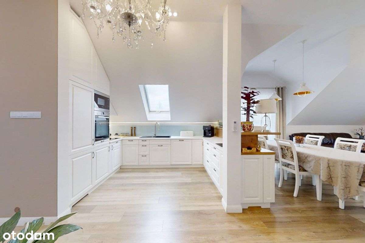 22.11 Dom z tarasem, widokiem na las w mieście - Pełny obrazek: 1/13