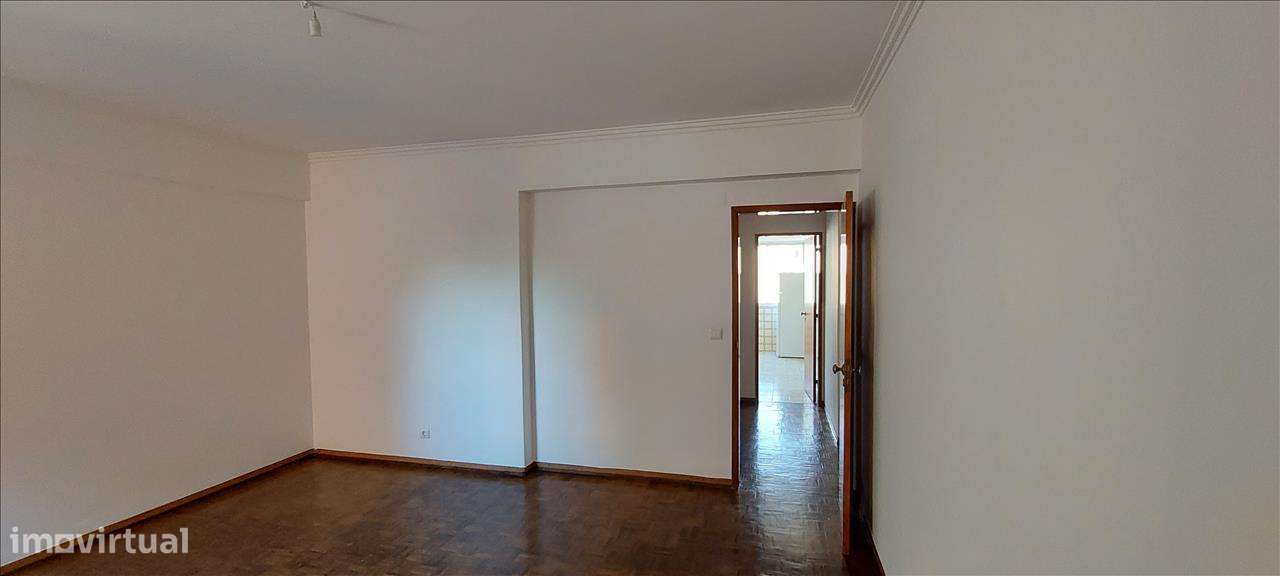 Apartamento em Alenquer, Carregado - Grande imagem: 4/13