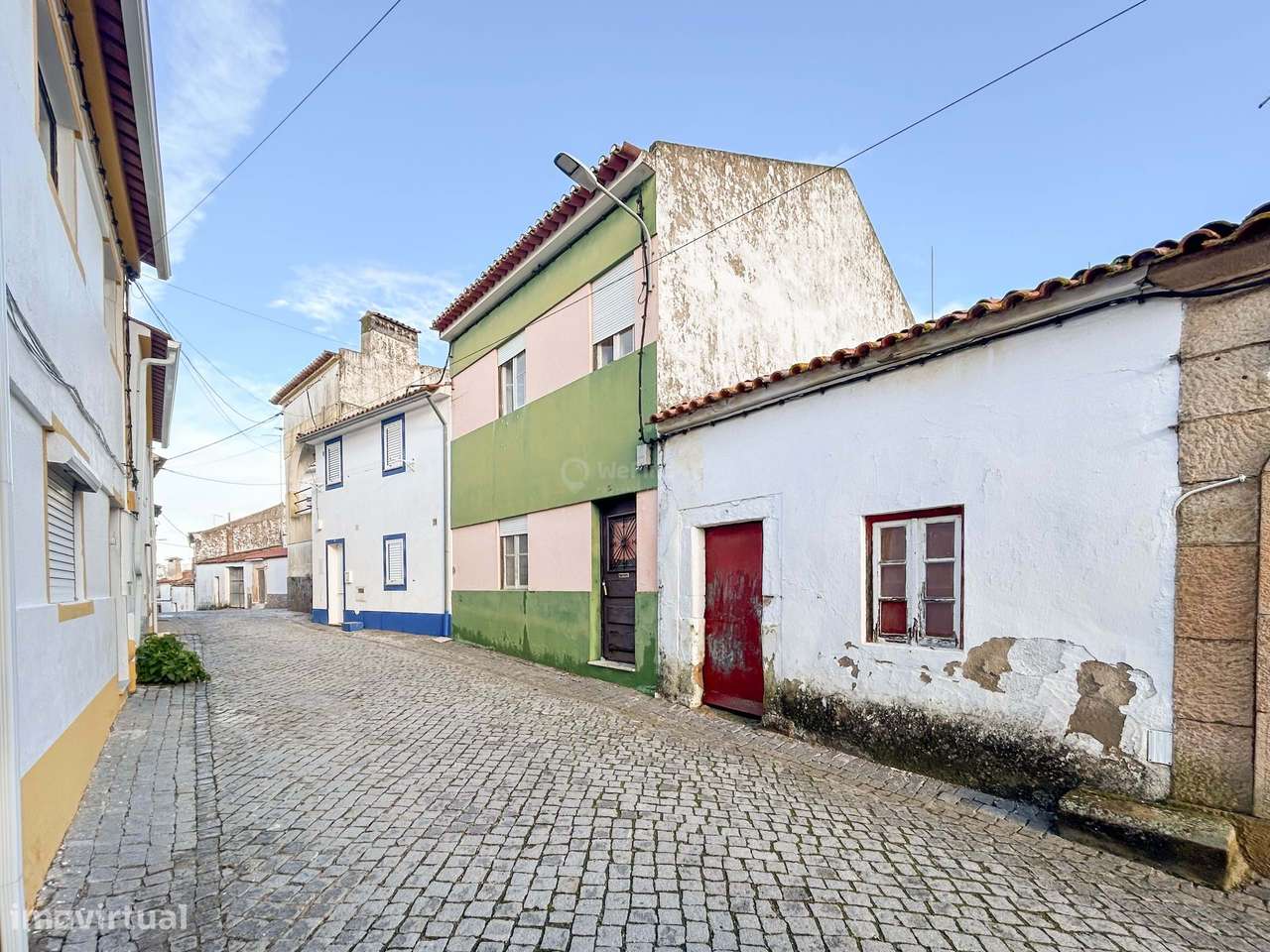 Moradia T3 habitável c/ Quintal e Enorme Potencial de Transformação – - Grande imagem: 4/53