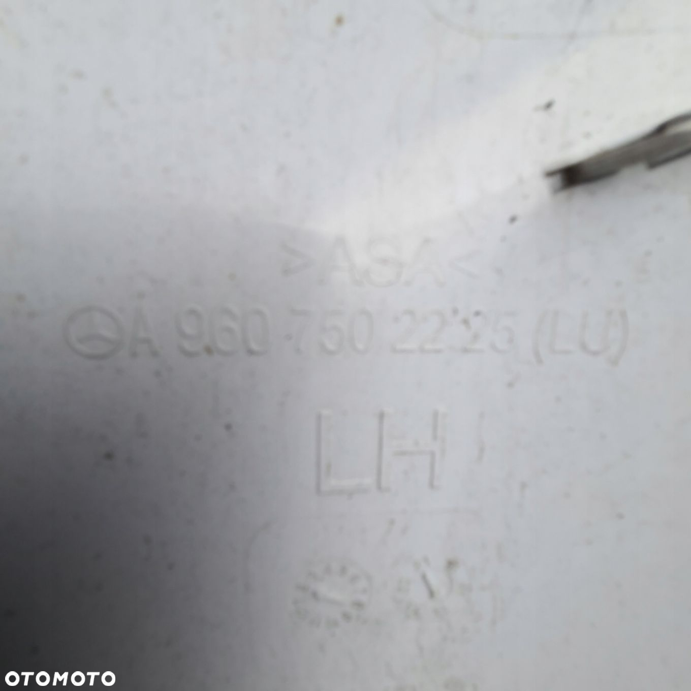 Actros MP 4 polik narożnik maska owiewka grill szeroka kabina A9607502325 - 6