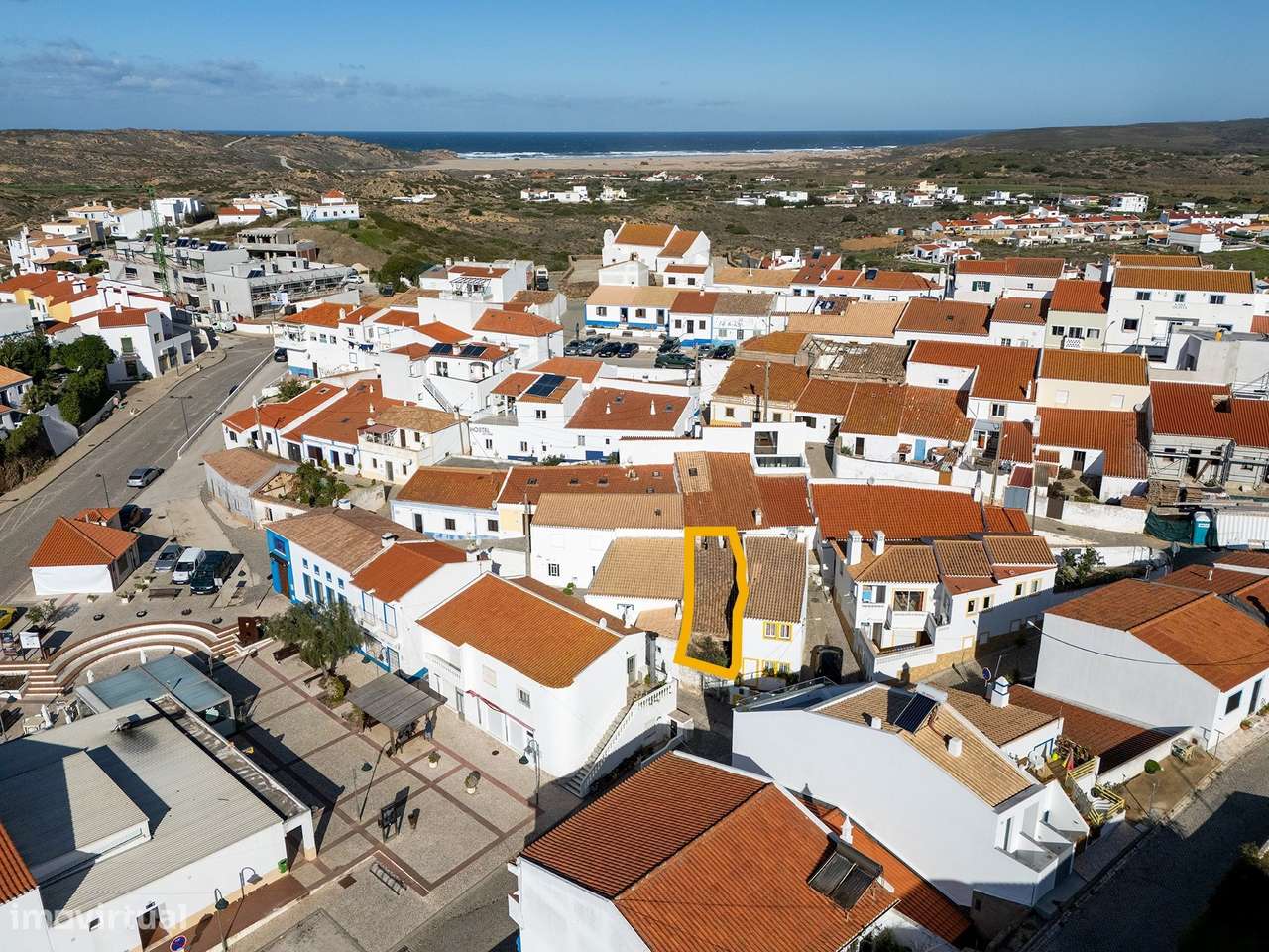 RUINA COM PROJETO SUBMETIDO PARA MORADIA T2, CARRAPATEIRA - Grande imagem: 5/8