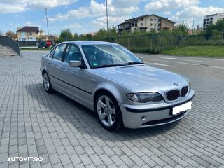BMW Seria 3 325i