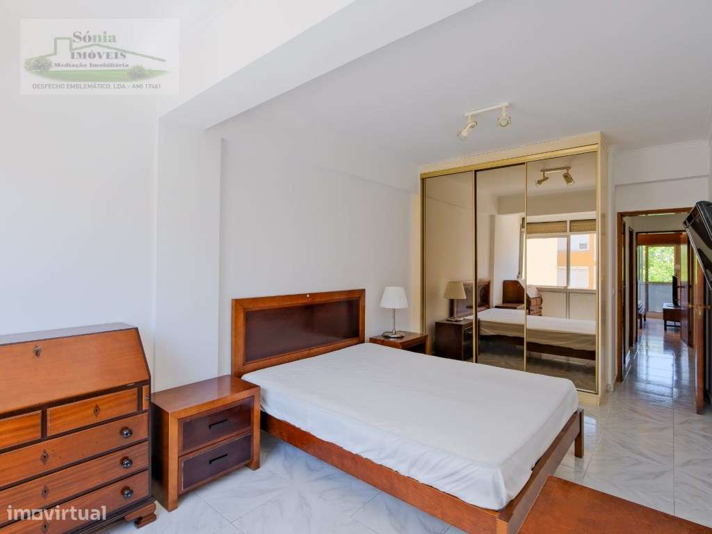 APARTAMENTO T3 EM CARCAVELOS PARA VENDA-8