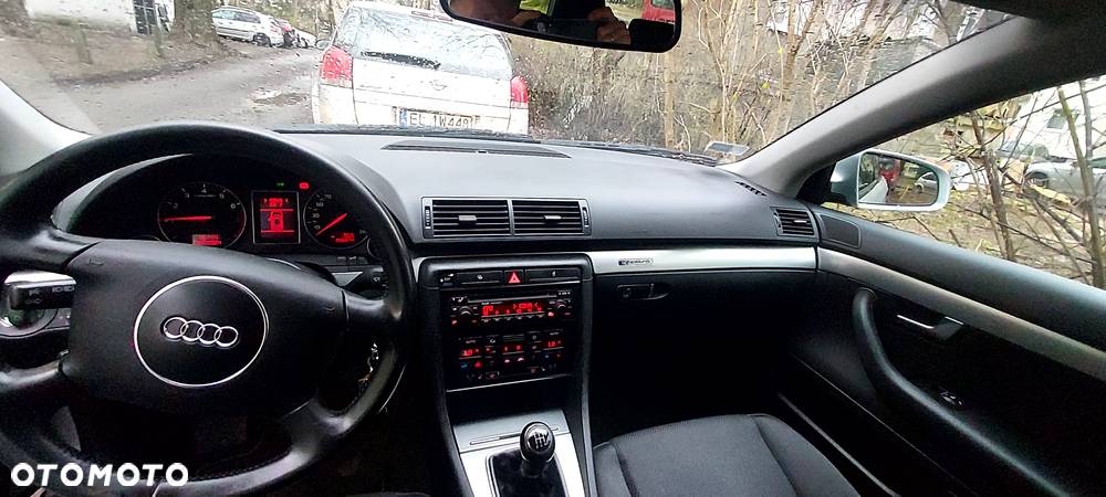 Audi A4 Avant 1.8T Quattro - 34