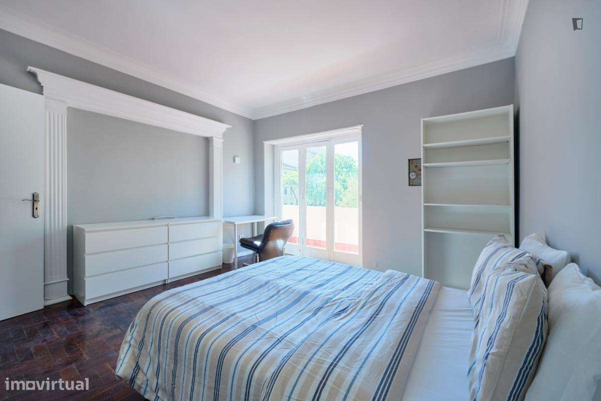 Quarto - localizado em Entrecampos Lisbon - Grande imagem: 3/10