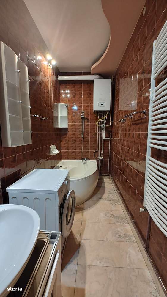 De vanzare/inchiriere apartamentin vila,zona liceul Decebal-12