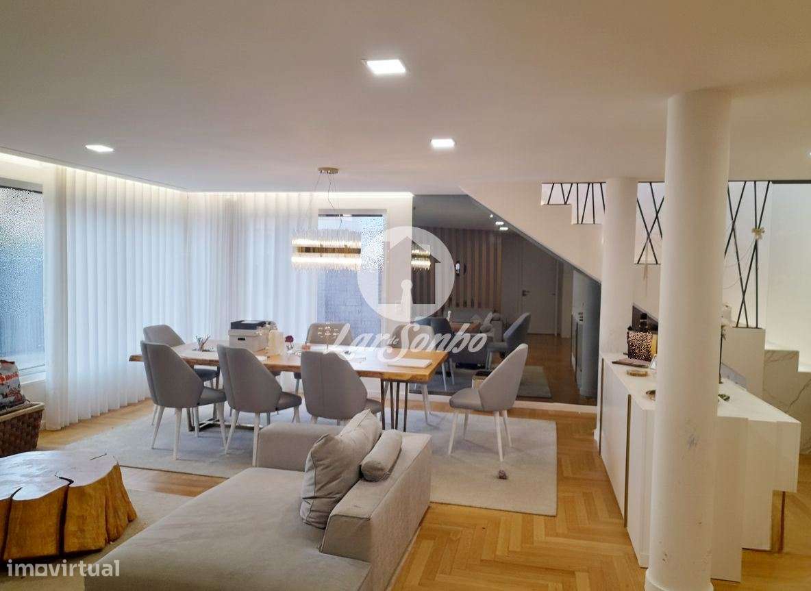 Moradia T3 com Garagem Fechada e Piscina em Viana do Castelo - Grande imagem: 2/25