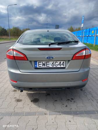 Ford Mondeo 2.0 Gold X - 11