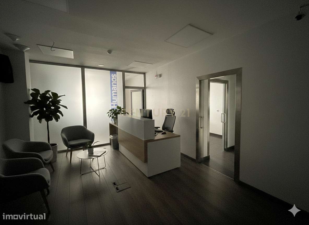 Escritório com 160 m2 na Rua de Alfandega, Baixa Pombalina em Santa Ma - Grande imagem: 5/19