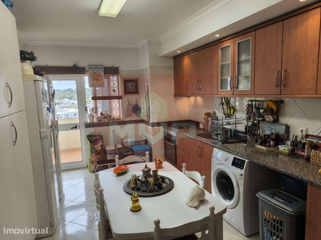 Apartamento T4 em Portimão-16