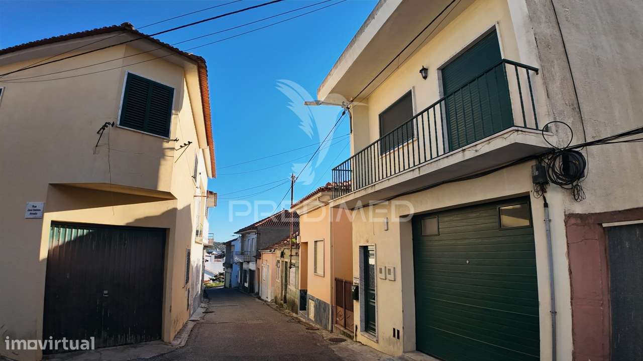 Moradia T5 no Centro da Vila de Amiais de Baixo - Grande imagem: 4/40