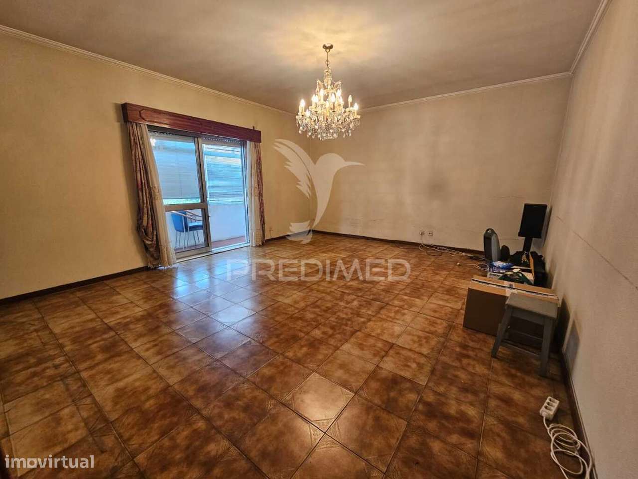 Apartamento T3 com varandas e garagem em Rio Tinto - Grande imagem: 4/17