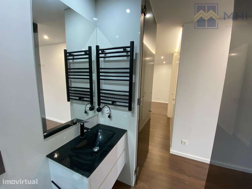 Apartamento T3 em Ramalde (Centro)-7