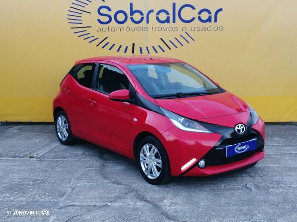 Toyota Aygo 1.0 X-Play Plus+X-Touch - 2