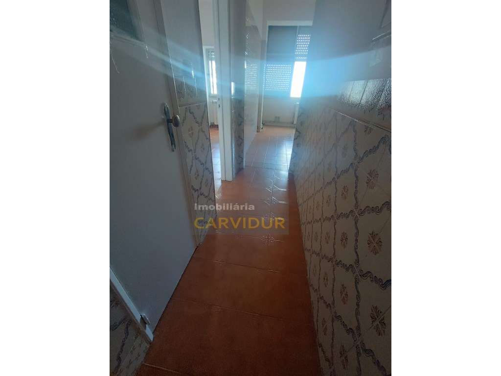 Lavradio T2 Res do chão bom estado-5