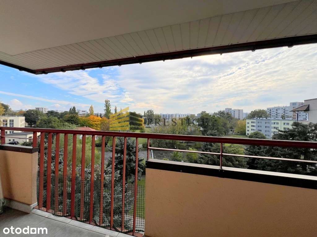 Nietuzinkowe mieszkanie z antresolą na Żoliborzu-8