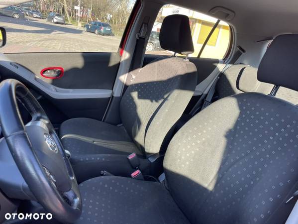 Toyota Yaris 1.0 Luna - 12