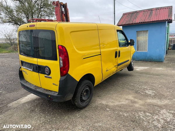 Dezmembrez piese Fiat Doblo - 2